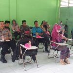 Panit Binmas Polsek Gempol Polresta Cirebon Iptu Dadang Wahiat laksanakan pembinaan terhadap UPTD Dinas Sosial Rehabilitasi Tuna Susila (PSRTS) Silih Asih Palimanan – Kabupaten Cirebon.