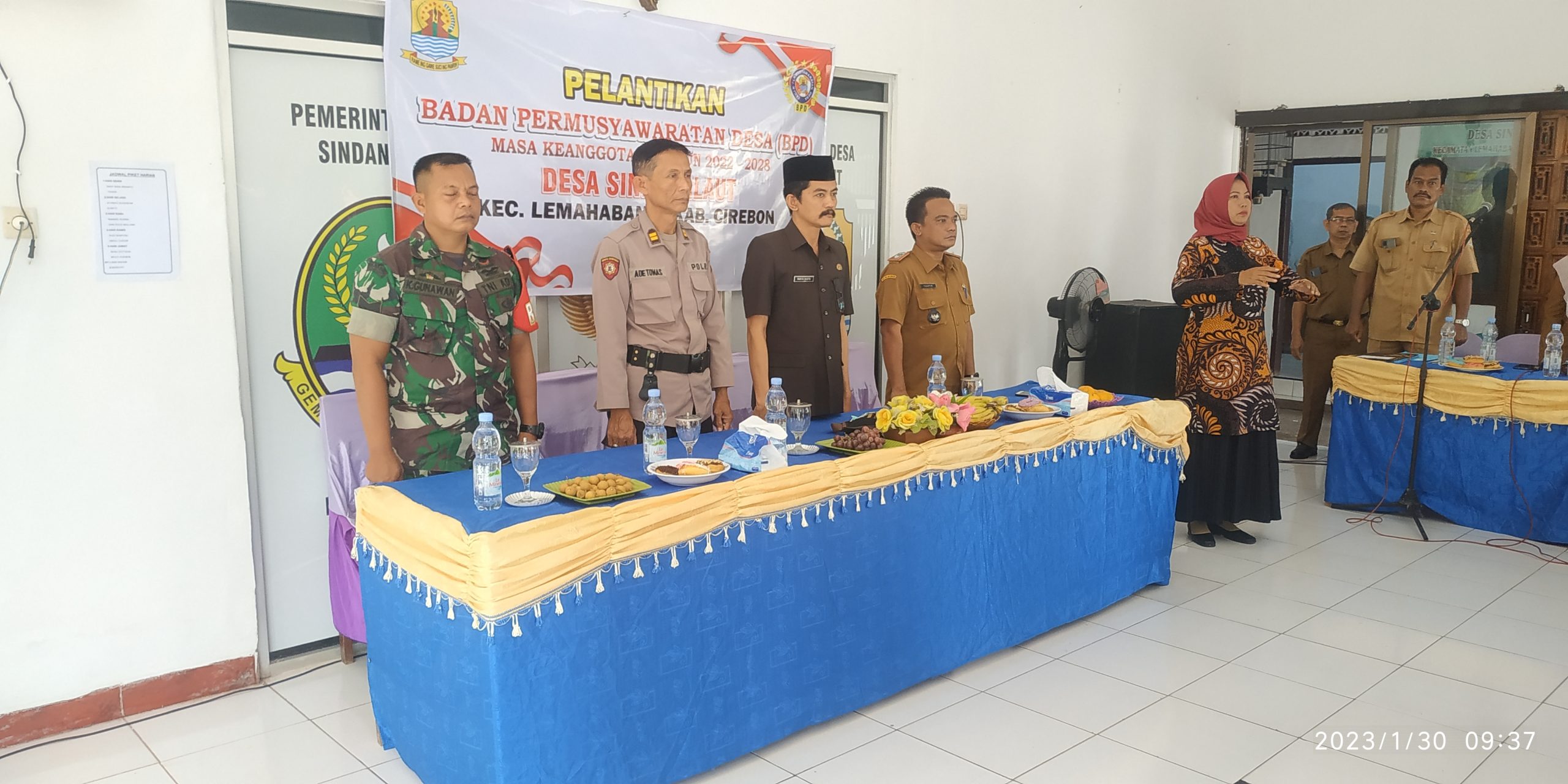 Panit Binmas Polsek Lemahabang Polresta Cirebon Iptu Ade Thomas hadiri Pelantikan dan pengambilan sumpah Jabatan BPD Desa Sindanglaut