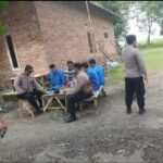 Kunjungi Kuwu Wangunharja Kapolsek Klangenan Polresta Cirebon Perkuat Sinergitas dengan Pemdes 