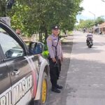 Polsek Karangsembung Polresta Cirebon Laksanakan Patroli Siang di Jalan Raya Kalimeang, Jaga Keamanan Masyarakat