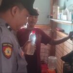 Polsek Plered Polresta Cirebon Gelar Operasi Pekat, Amankan Miras Jenis Ciu