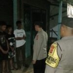 Kapolsek Gegesik Polresta Cirebon Bersama Bhabinkamtibmas Laksanakan Pembinaan dan Himbauan kepada Anak Muda