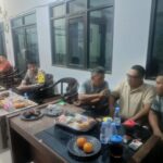 Guna Cipta kondisi Kapolsek Gegesik dan bhabinkamtibmas hadir dalam kegiatan Adat Desa Bayalangu Kidul