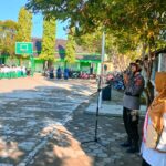 Polsek Ciwaringin dalam giat Police Goes to School.