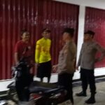 Polsek Lemahabang laksanakan Patroli C3 di malam hari.