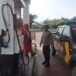 Polsek Pangenan Monitoring Ketersediaan BBM Melalui Patroli Rutin di SPBU