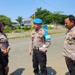 Patroli Dialogis Polsek Weru Sambangi Area Pusat Jajanan Trusmi, Sampaikan Imbauan Kamtibmas