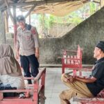 Polsek Gebang Polresta Cirebon Gelar Sosialisasi Layanan Call Center 110 Bersama Warga Gebang Ilir