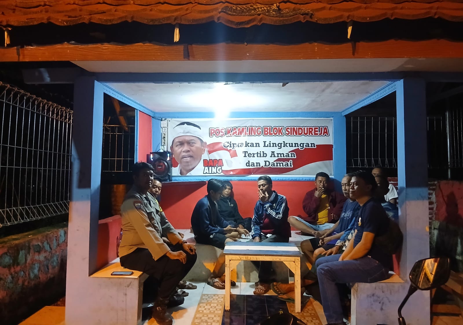Polsek Beber Laksanakan Sambang Satkamling Guna Perkuat Keamanan Lingkungan