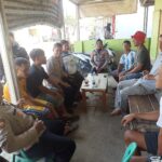 Jumat Curhat Kapolsek Kaliwedi di Guwa Kidul