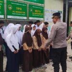 Cegah Kenakalan Remaja, Kapolsek Arjawinangun Berikan Pembinaan dan Penyuluhan Hukum kepada Pelajar SMP YASRI Tegalgubug Lor