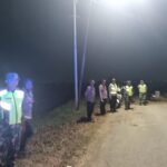 Sinergitas TNI–Polri, Polsek Gegesik dan Polsek Kaliwedi Gelar Patroli Gabungan Jaga Kondusivitas Wilayah
