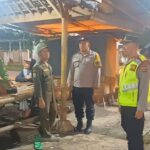 Kapolsek Gegesik Bersama Bhabinkamtibmas Kontrol Poskamling, Perkuat Sinergi Jaga Kamtibmas