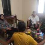 Jalin silahturahmi Kapolsek Ciwaringin sambangi Mama Kuwu Bringin.