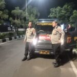 Pastikan Objek Vital Aman, Personel Polsek Sumber Patroli dan Cek Kesiapan Jaga di Kantor Bupati Cirebon