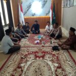 Kapolsek Astanajapura Gelar Jumat Curhat di YLPI Buntet Pesantren, Perkuat Sinergi Jelang Kegiatan Haul