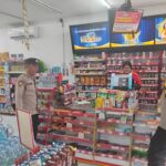 Polsek Pangenan Polresta Cirebon Berikan Imbauan Kamtibmas Kepada Karyawan Minimarket Alfamart