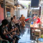 Bhabin Kamtibmas Sambang Warga Jaga Kondusifitas Wilayah