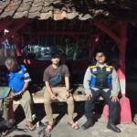Aktifkan Kembali Satkamling, Bhabinkamtibmas Polsek Sedong Kontrol Poskamling Desa Kertawangun