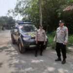 Cegah pencurian dan kejahatan lain, Personil Polsek Lemahabang rutin laksanakan Patroli.