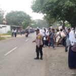 Bhabinkamtibmas Desa Kertawangun sambang ke Desa Binaan.