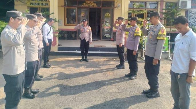 Serah Terima Piket Mako Polsek Talun Berjalan Tertib, Pastikan Kesiapsiagaan Personel