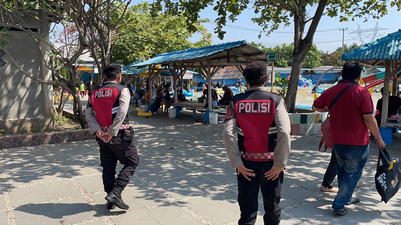 Patroli Objek Wisata, Sat Samapta Polresta Cirebon Imbau Pengunjung Jaga Keamanan dan Keselamatan