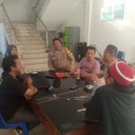 Bhabinkamtibmas Polsek Klangenan Polresta Cirebon Silaturahmi Ke Desa Binaan Tak Lupa Berikan Himbauan Kamtibmas