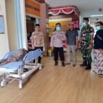 Aksi Kemanusiaan, Polsek Pabuaran Polresta Cirebon Bersinergi Evakuasi ODGJ untuk Mendapatkan Penanganan Medis