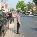 Polsek Panguragan Laksanakan Pengaturan Lalu Lintas di Sejumlah Titik Rawan Kemacetan