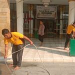 Polsek Karangsembung Gelar Jumat Curhat dan Bersih-Bersih Masjid Bersama Warga Desa Karangsuwung